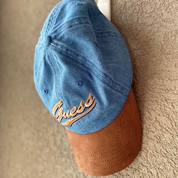 BUNDLE : 7 Unique baseball type Caps for everyday - Picture 3 of 8